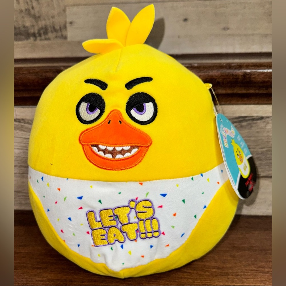 🥰 Squishmallows FNAF Five Nights at Freddys Classic Chica 9.5"  Lets Eat
